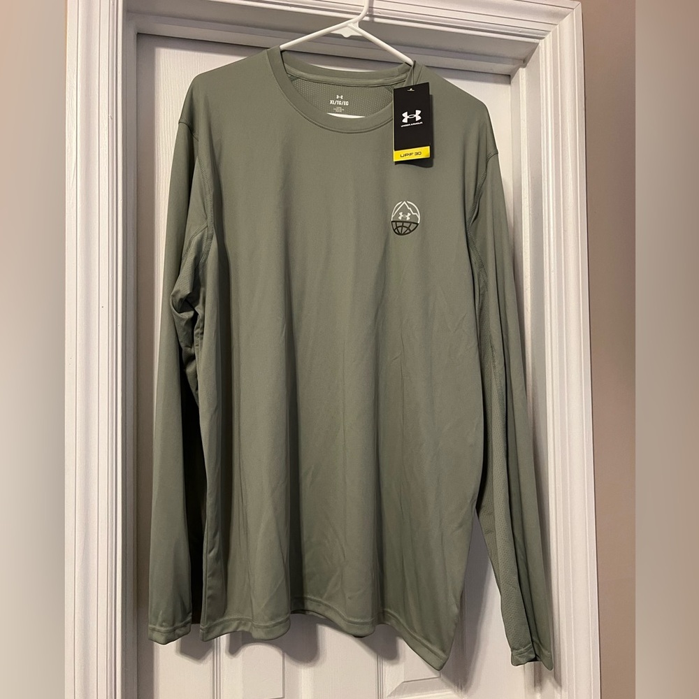 Green, XL Under Armour men’s shirt NWT